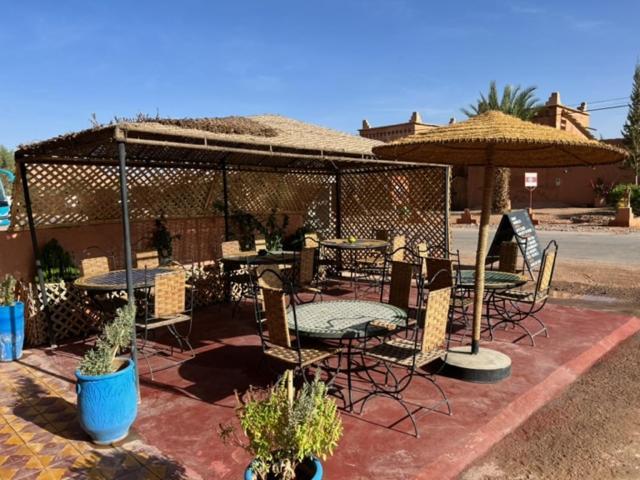 Etoile Filante D Or Hotel Ait Benhaddou Exterior photo